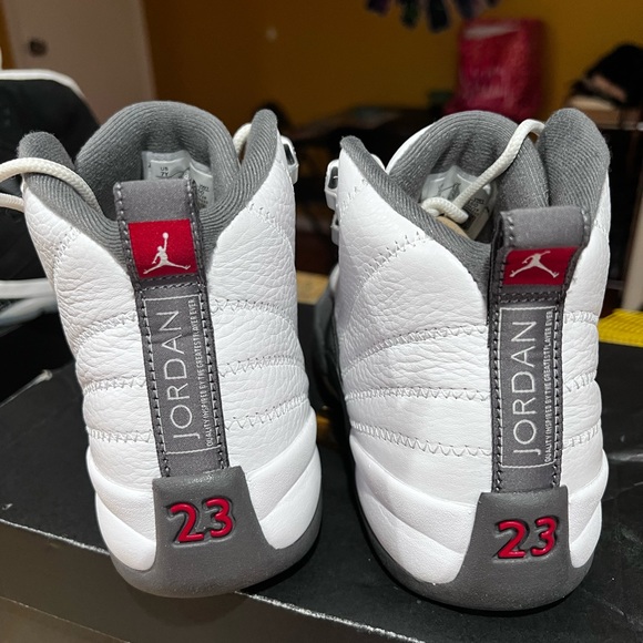 AJ retro 12 GS- sz 7 youth Like NEW w/ box !! - Picture 5 of 13